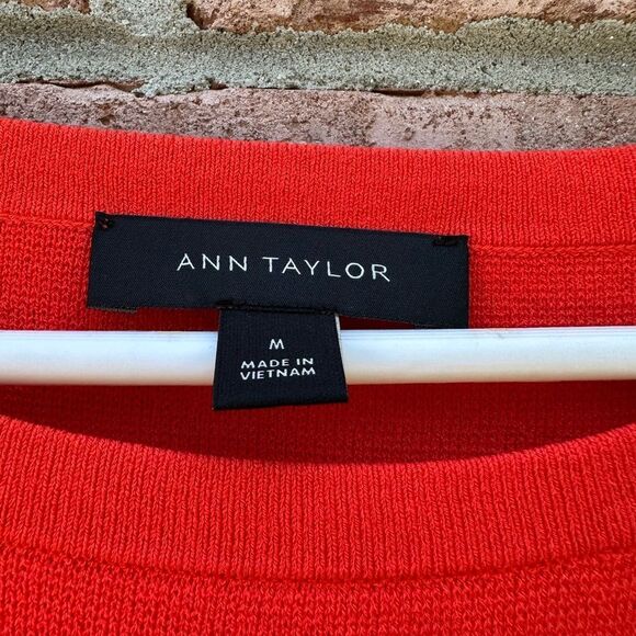 Ann Taylor Women’s Orange Top - Picture 3 of 5